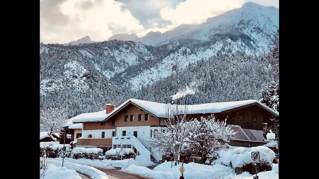 Haus Amberger Daire Bayerisch Gmain Dış mekan fotoğraf